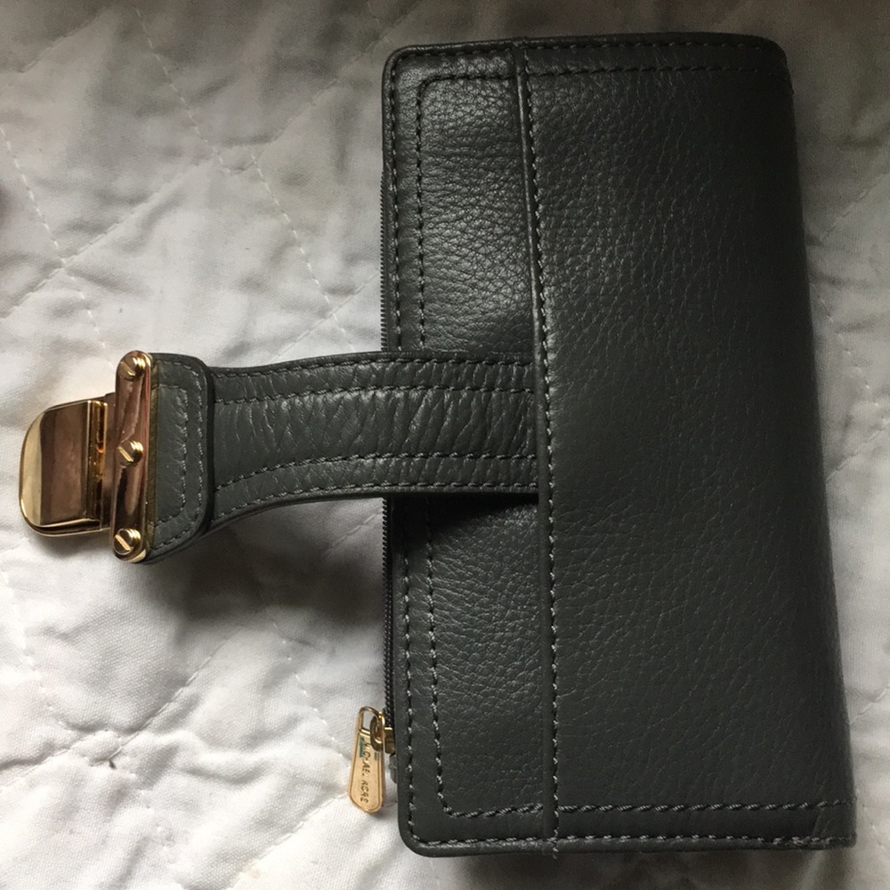 Wallet - Picture 4 of 5